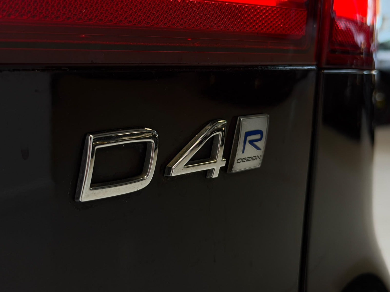 Sort Volvo V90 fra 2019