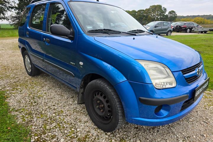 Gul Suzuki Ignis fra 2005