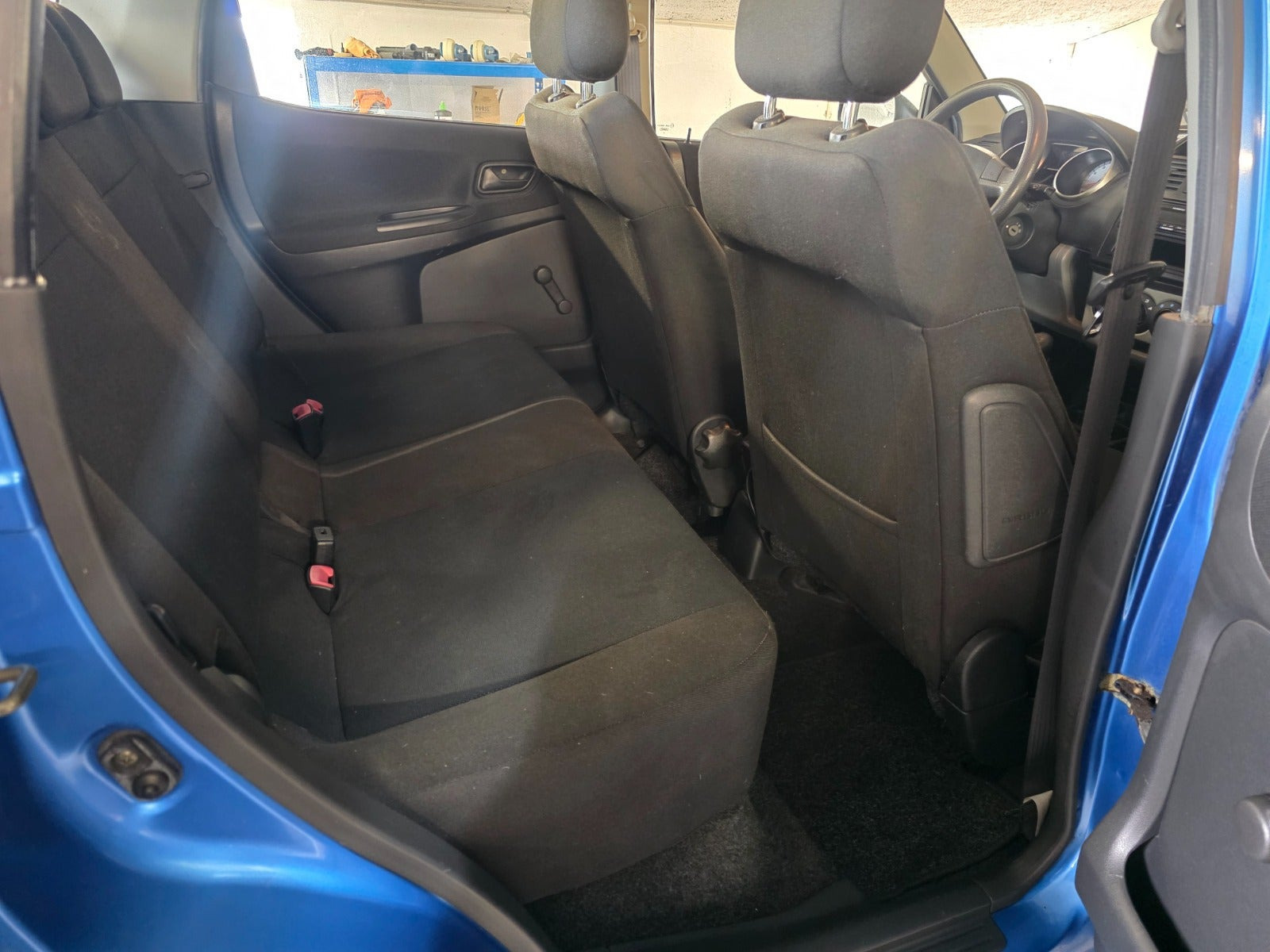 Gul Suzuki Ignis fra 2005
