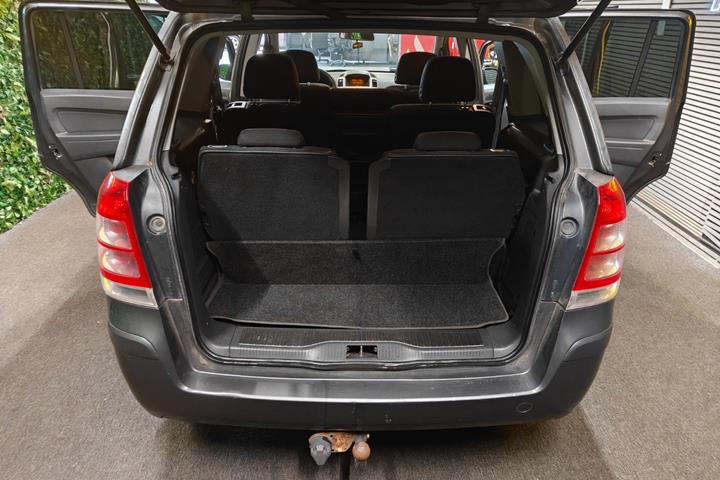 undefined Opel Zafira fra 2008