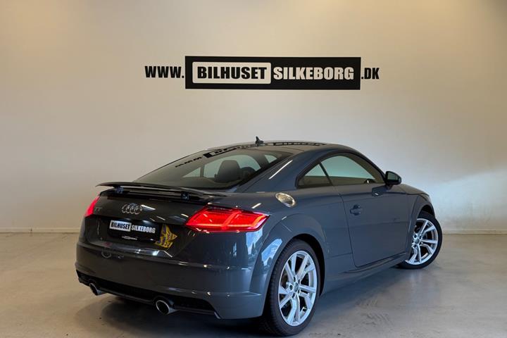 Grå Audi TT fra 2020