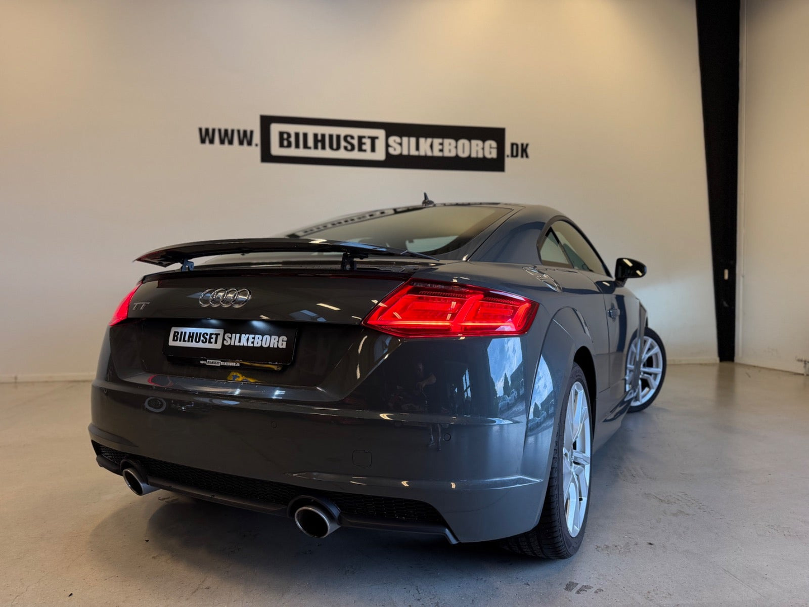 Grå Audi TT fra 2020