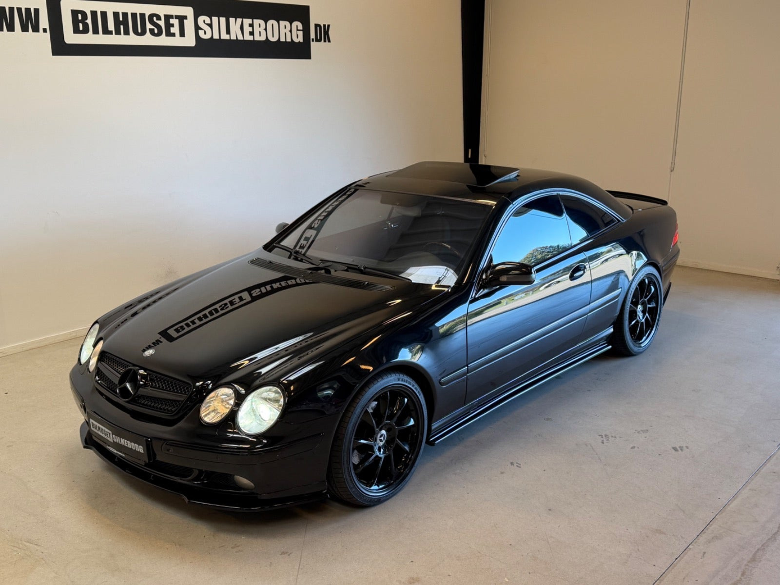 Brun Mercedes CL500 fra 2000