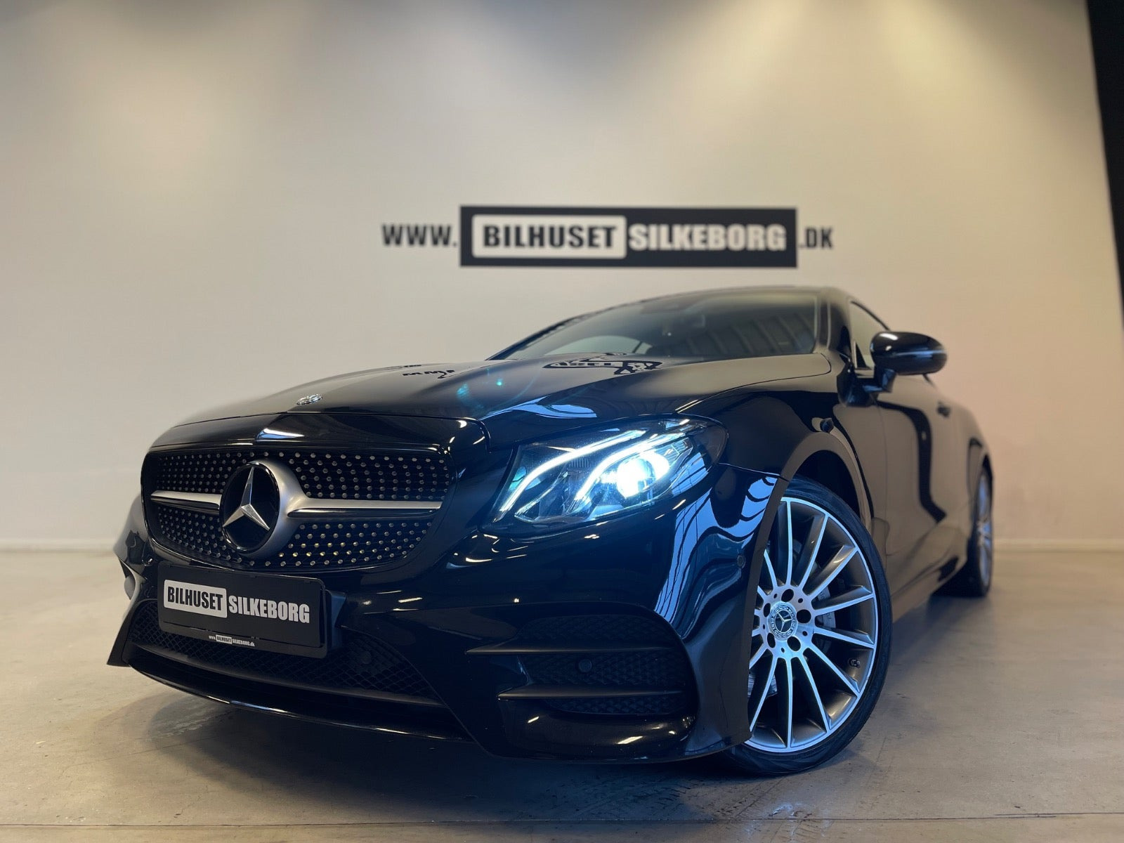 Beige Mercedes E350 d fra 2017