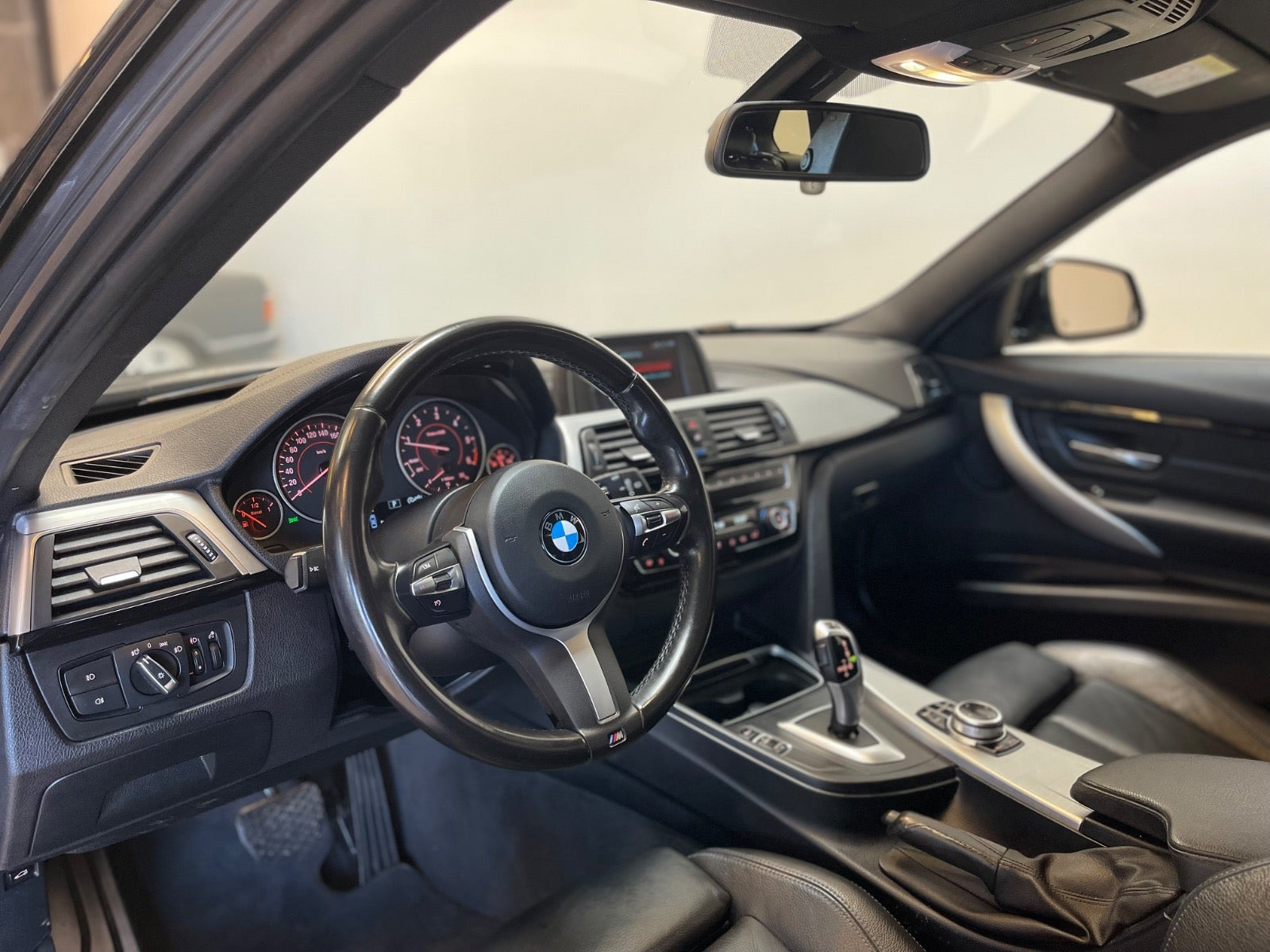 undefined BMW 320d fra 2019