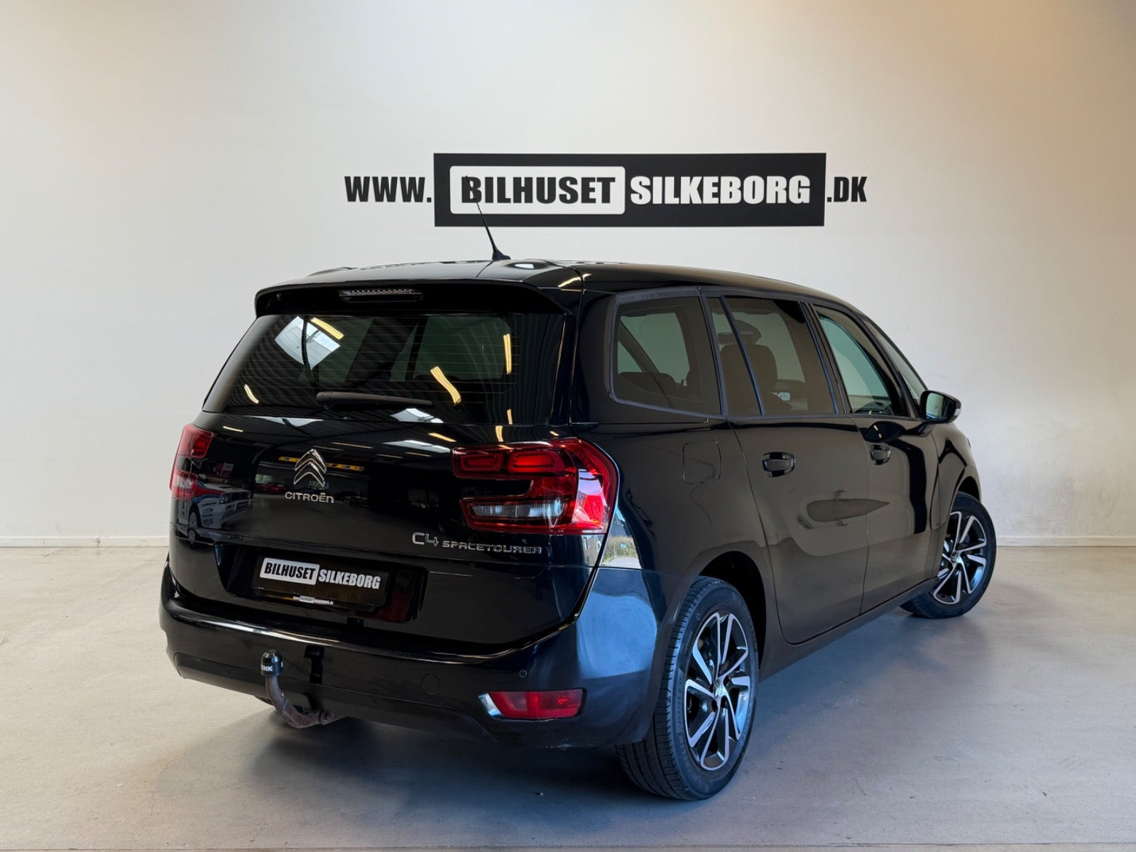 Sort Citroën Grand C4 SpaceTourer fra 2020