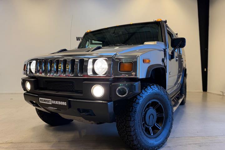 Blå Hummer H2 fra 2004