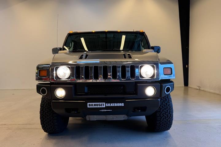 Blå Hummer H2 fra 2004