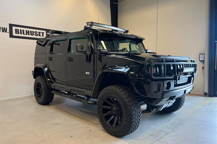 Sort Hummer H2 fra 2004