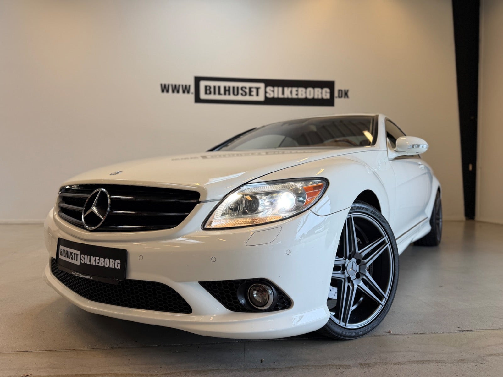 Brun Mercedes CL500 fra 2008