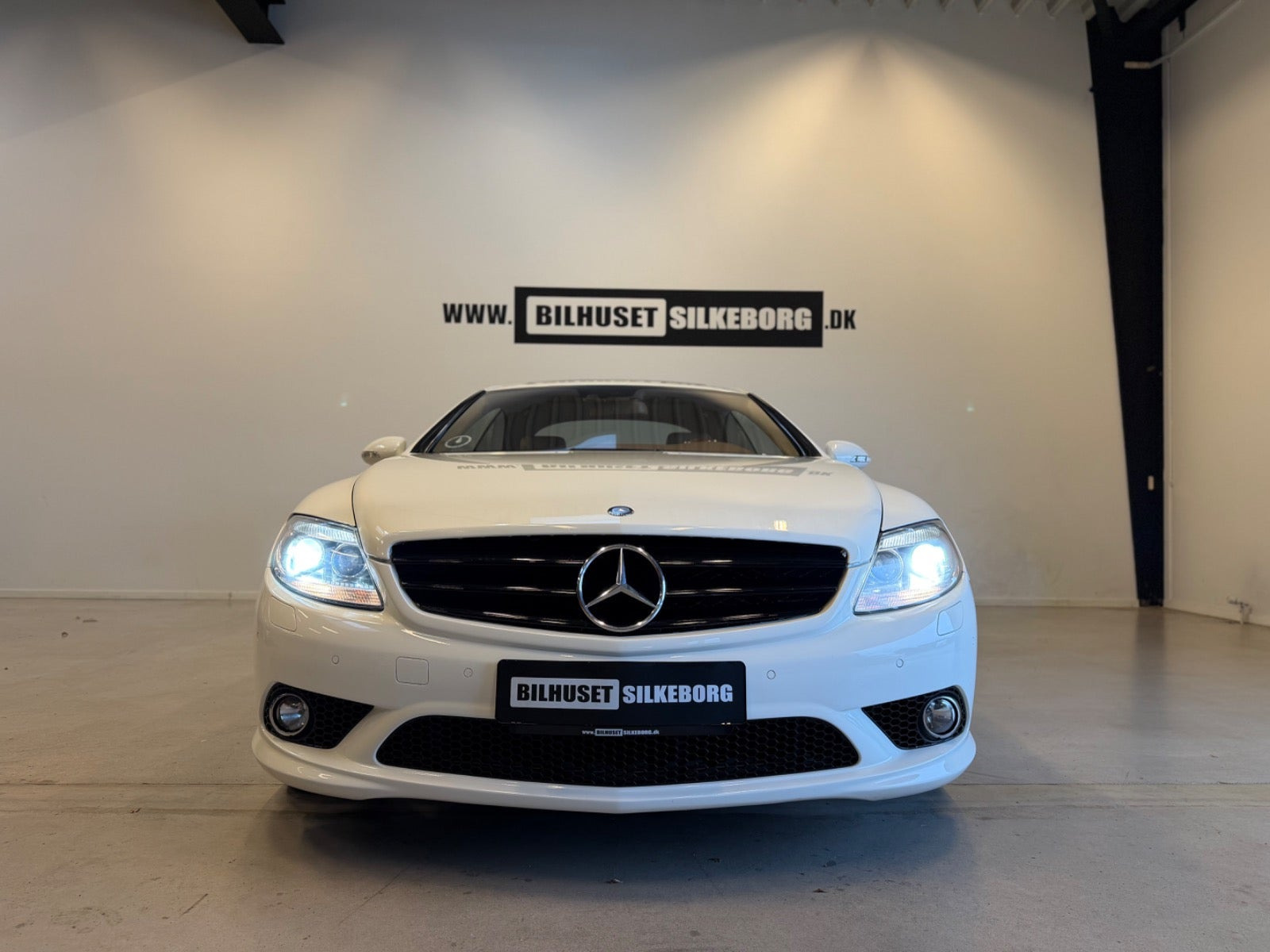 Brun Mercedes CL500 fra 2008