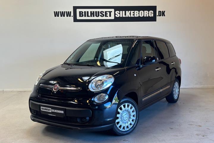 Grå Fiat 500L Living fra 2015