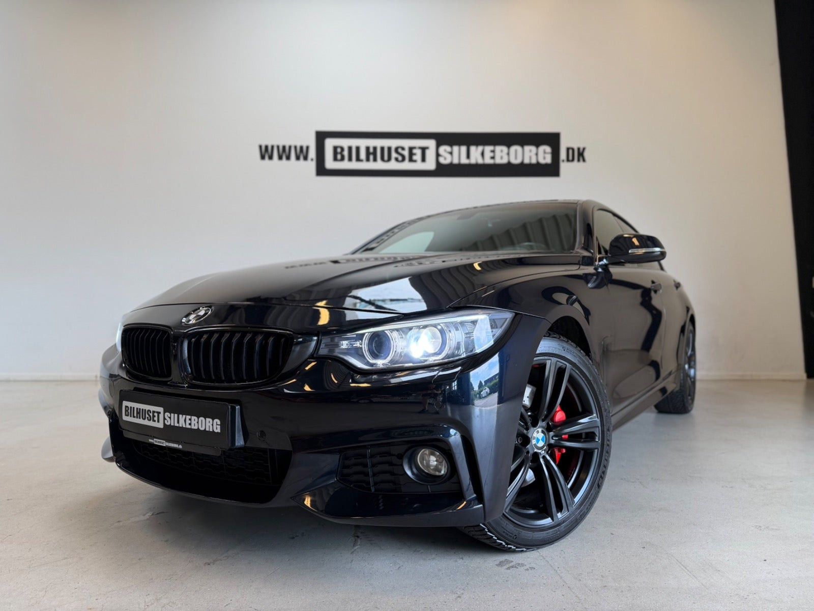 Sort BMW 435d fra 2015