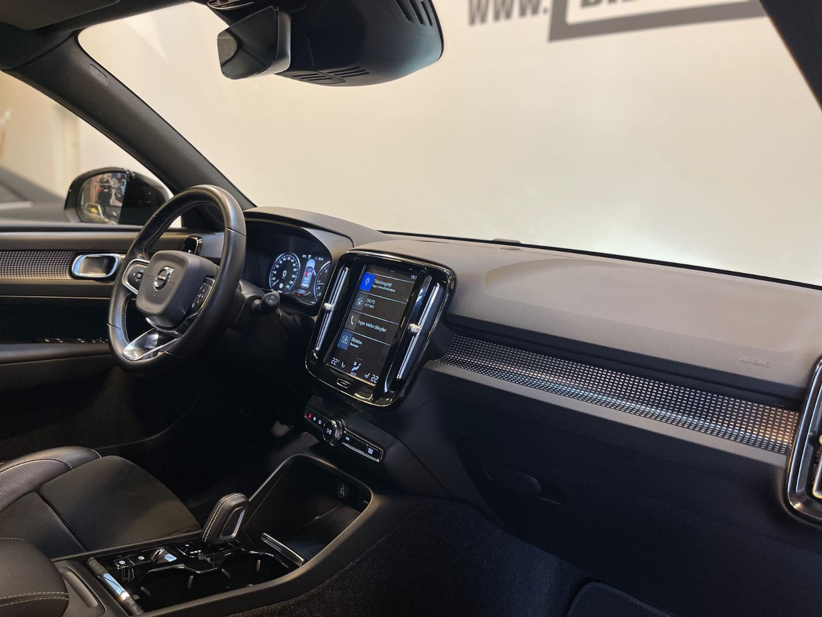 Sort Volvo XC40 fra 2021
