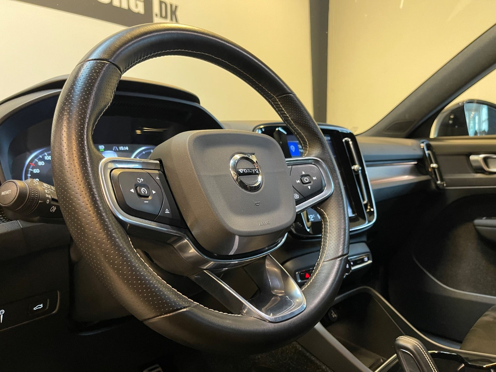 Sort Volvo XC40 fra 2021