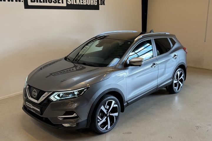 Sort Nissan Qashqai fra 2018