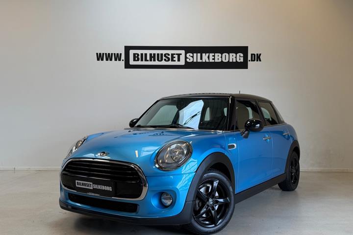 Blå Mini Cooper fra 2015