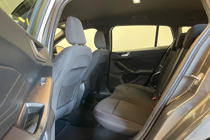 Rød Ford Focus fra 2019