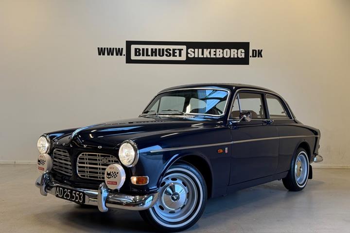 Blå Volvo 122S fra 1967