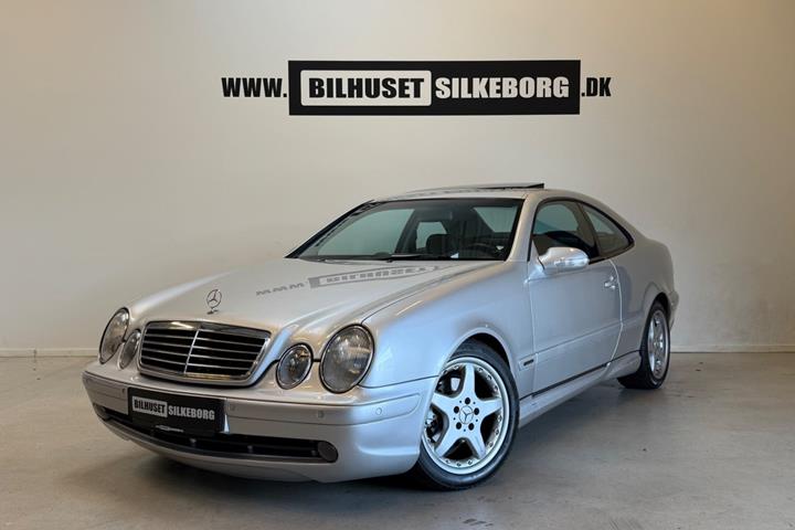 Sølv Mercedes CLK230 fra 2003