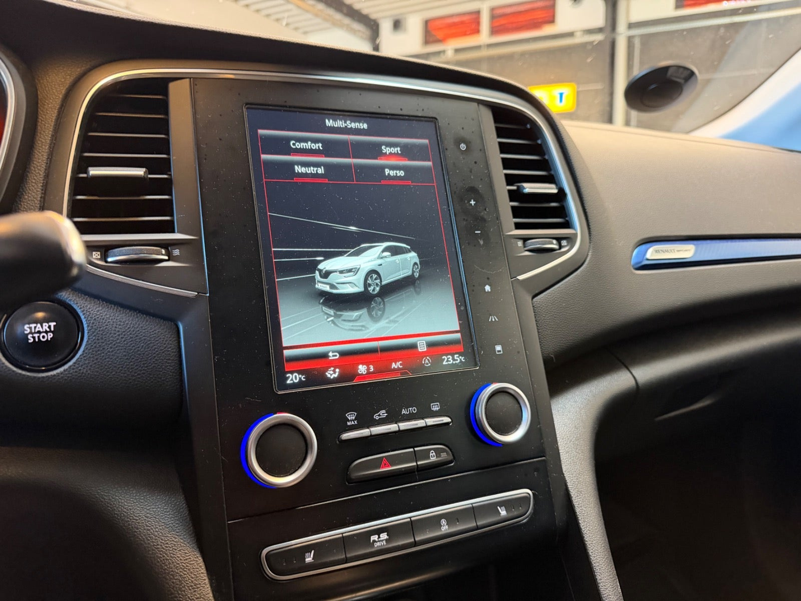 undefined Renault Megane IV fra 2016