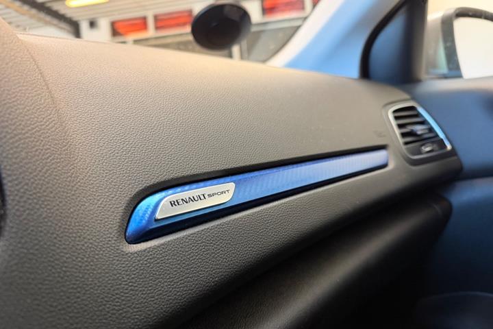 undefined Renault Megane IV fra 2016