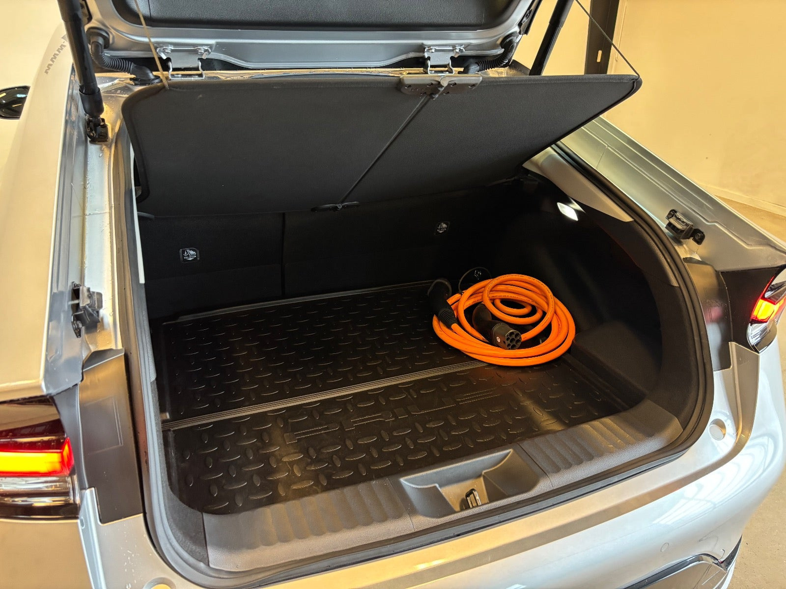 undefined Toyota Prius fra 2024