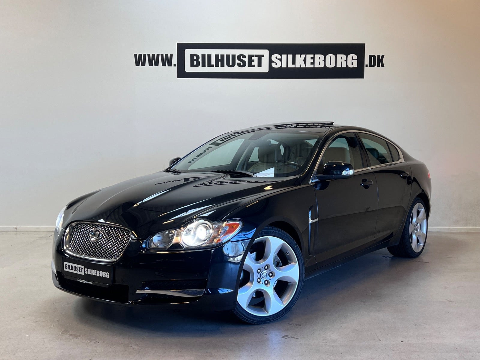 Jaguar XF 4,2 Premium Luxury aut.
