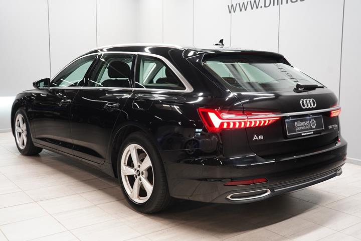 Sort Audi A6 fra 2022