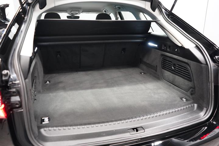 Sort Audi A6 fra 2022