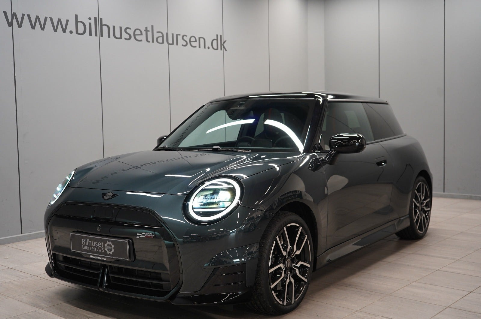 Mini Cooper E JC Works Trim XL