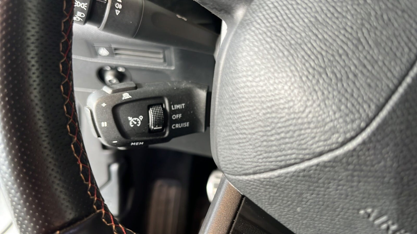 Hvid DS DS 3 CrossBack fra 2019