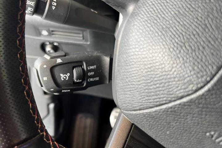 Hvid DS DS 3 CrossBack fra 2019