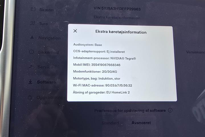 Grå Tesla Model S fra 2014