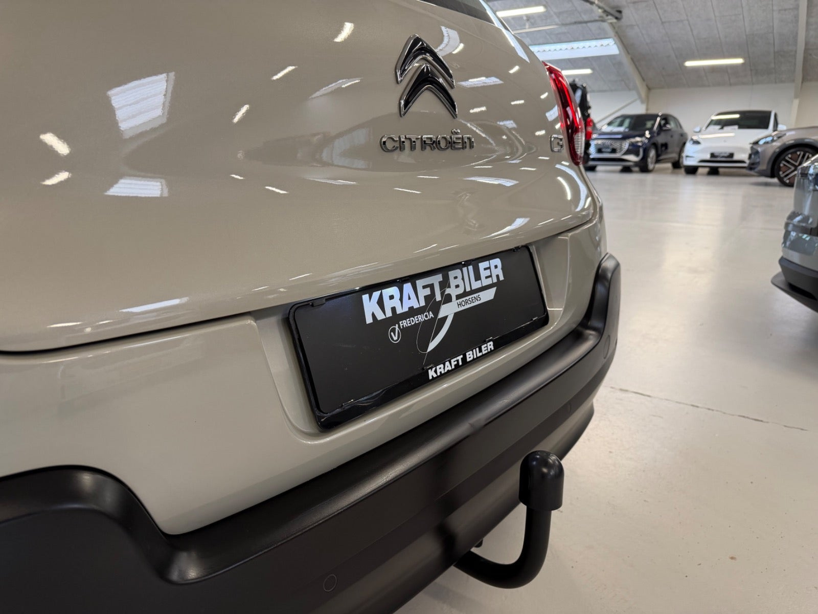 Beige Citroën C3 fra 2024