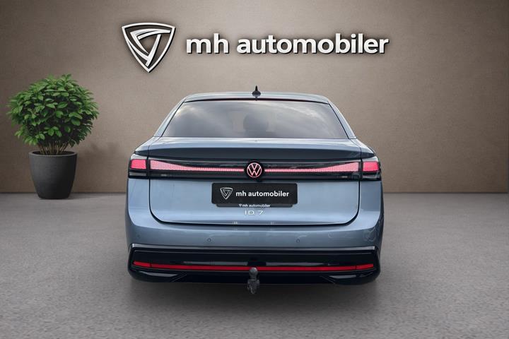Blå VW ID.7 fra 2026