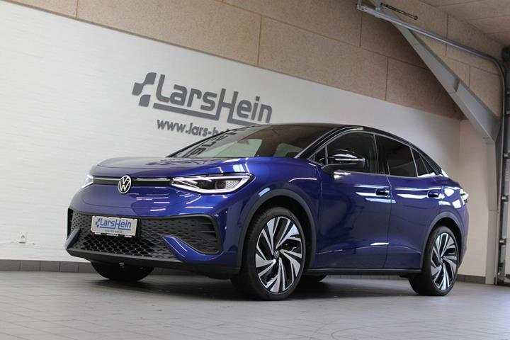 Blå VW ID.5 fra 2026 set udefra