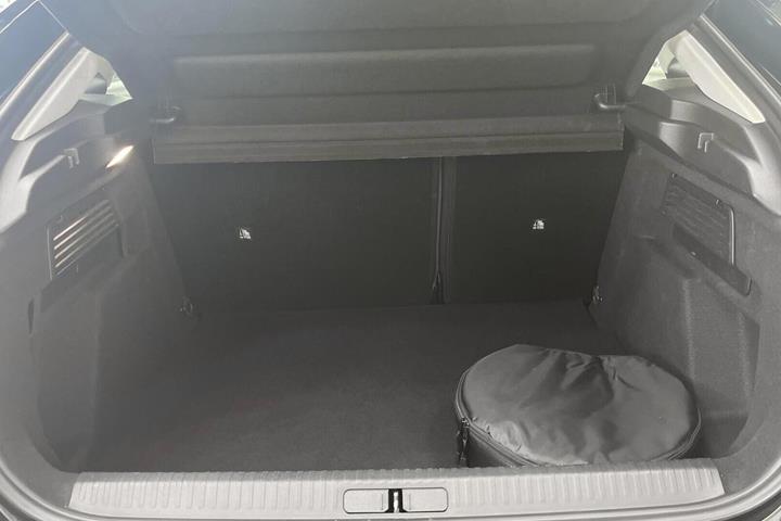 Sort Citroën ë-C4 fra 2025