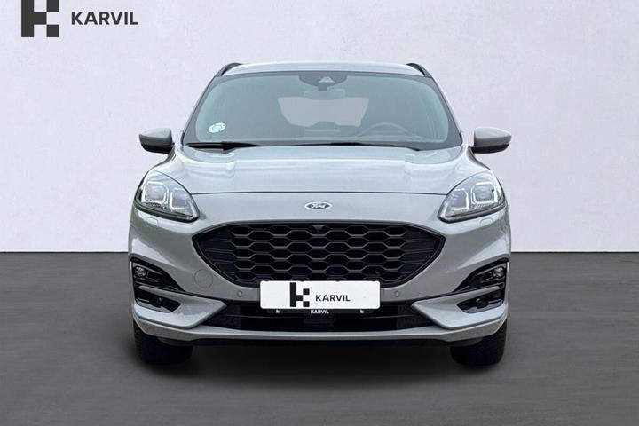 Grå Ford Kuga fra 2024