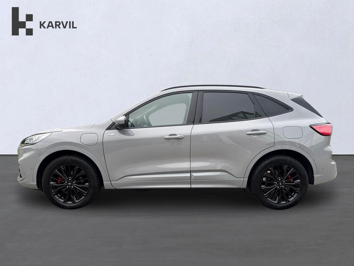 Grå Ford Kuga fra 2024