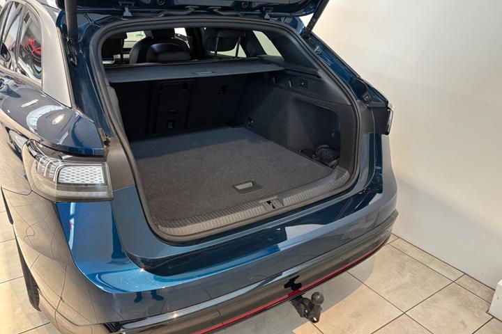 Blå VW ID.7 fra 2025