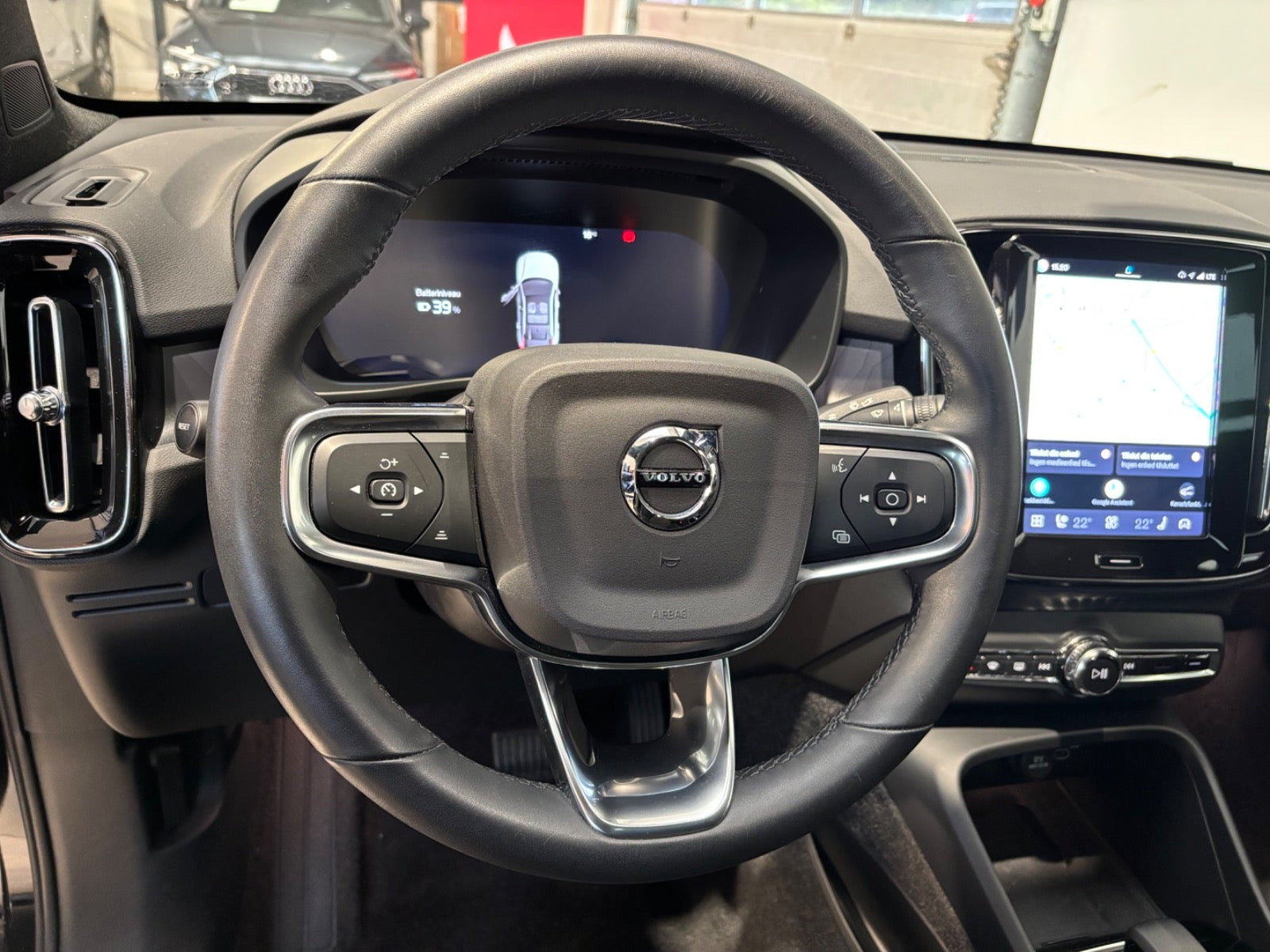 Sort Volvo C40 fra 2023