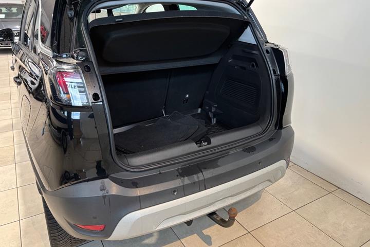 Sort Opel Crossland fra 2021