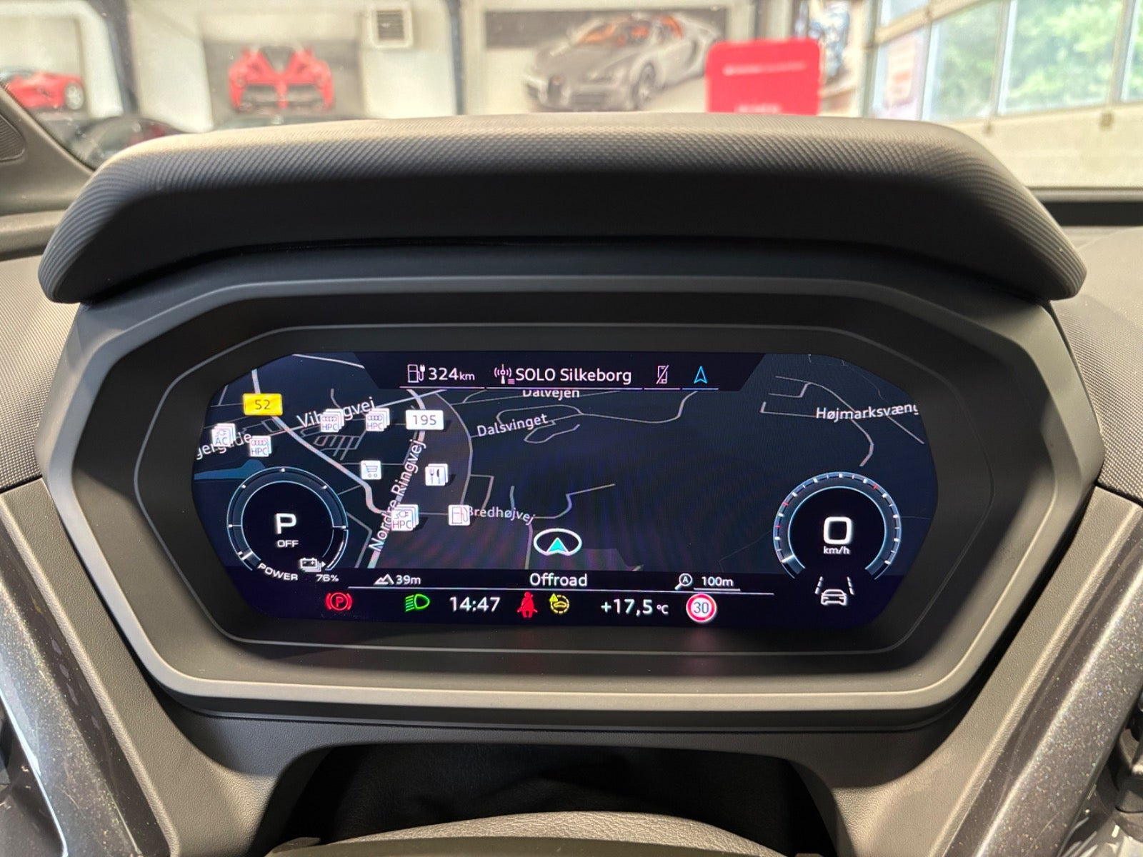 Sølv Audi Q4 e-tron fra 2023