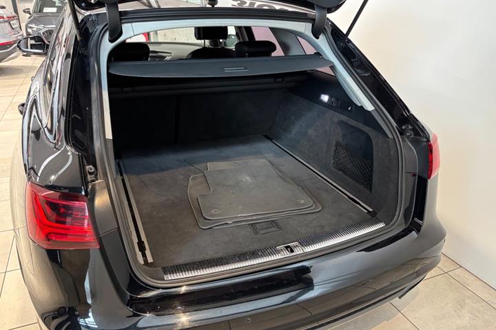 Sort Audi A6 fra 2017