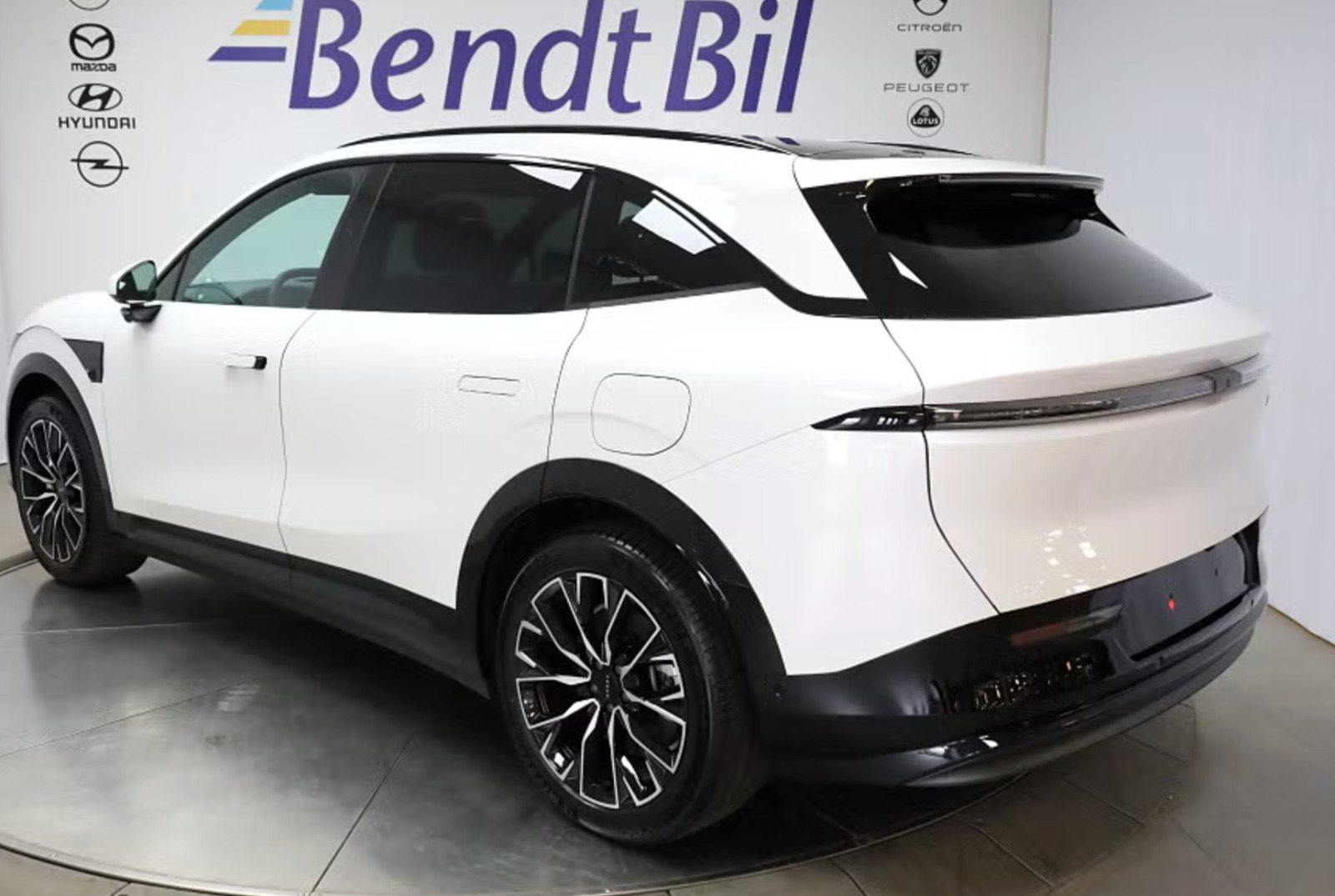 Hvid Zeekr 7X fra 2026