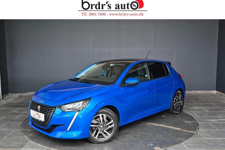 Blå Peugeot 208 fra 2020