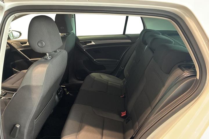 Hvid VW e-Golf VII fra 2019