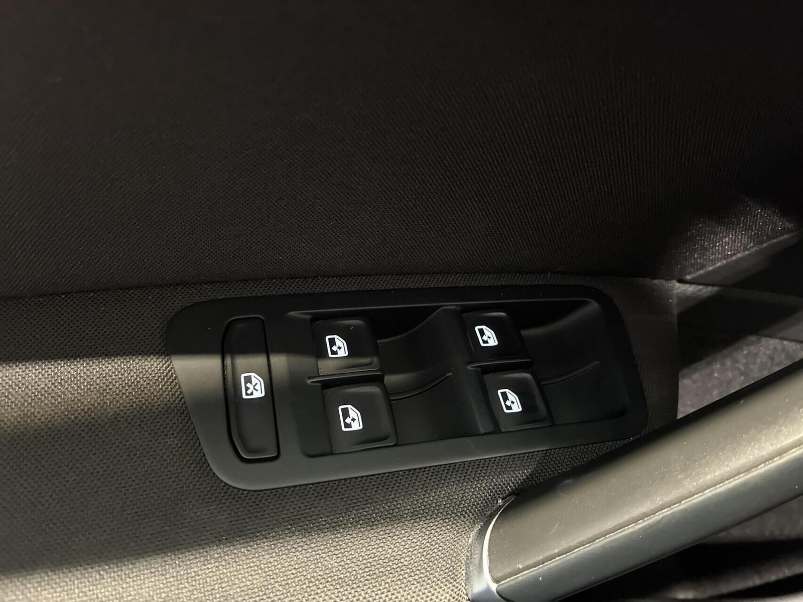 Hvid VW e-Golf VII fra 2019
