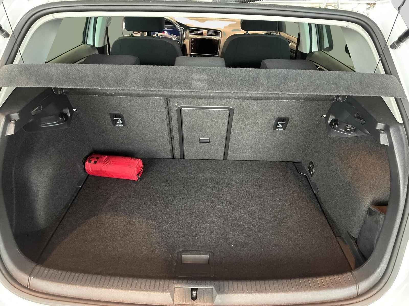 Hvid VW e-Golf VII fra 2019